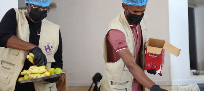 En coordonnant la préparation de repas adaptés avec les médecins et nutritionnistes de l’hôpital Al Naw, Human Appeal fournit chaque jour deux repas à environ 400 personnes : un soutien vital pour des patients fragilisés et leurs proches, déjà accablés par les conséquences du conflit et le poids des soins.