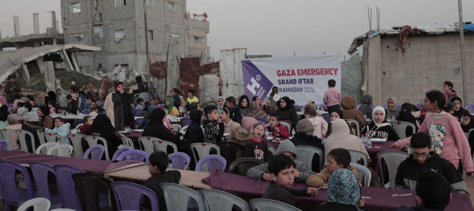 18 février 2026 - Pour le premier jour du Ramadan, nos équipes organisent un grand iftar à Al-Nuseirat, destiné à rassembler 5 000 personnes. Entièrement mobilisées pour préparer et servir les repas avant le Maghrib, elles s’engagent à offrir aux familles éprouvées un moment de partage, de réconfort et de dignité en ce début de mois béni.