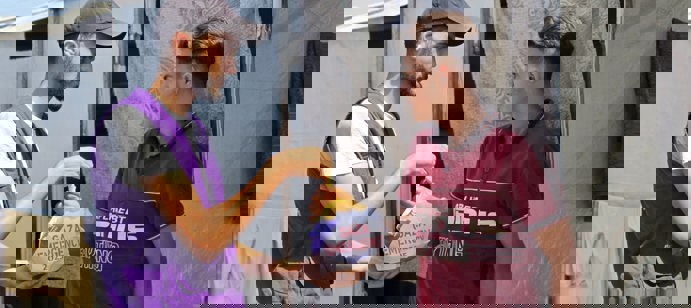 16 août 2025 - Dans les régions de Khan Younis, Deir al Balah et dans le Nord de Gaza, 16 000 repas chauds ont été distribués.