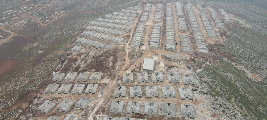 1000 maisons en 100 heures pour les réfugiés syriens suite au séisme