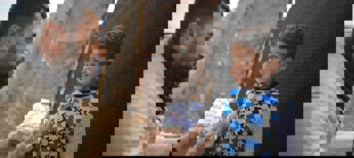 Le 04 mars 2025, 9 493 repas chauds ont été distribués aux familles déplacées à Deir Al Balah.