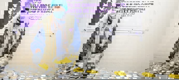 Human Appeal poursuit la distribution de repas chauds à l’hôpital Al Naw à Khartoum, apportant chaque jour un soutien alimentaire essentiel aux patients et à leurs accompagnants les plus vulnérables.