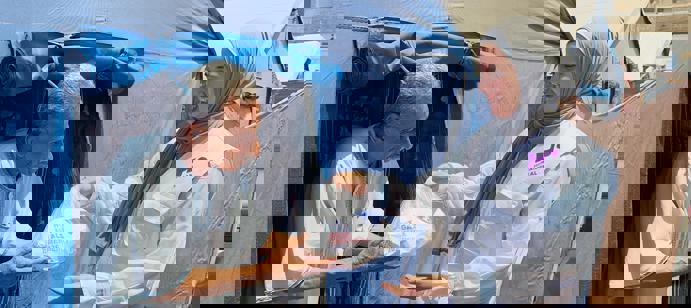 27 mai 2025 - Nous avons distribué 15 000 repas chauds à 2 175 familles dans le besoin dans le Nord de Gaza.