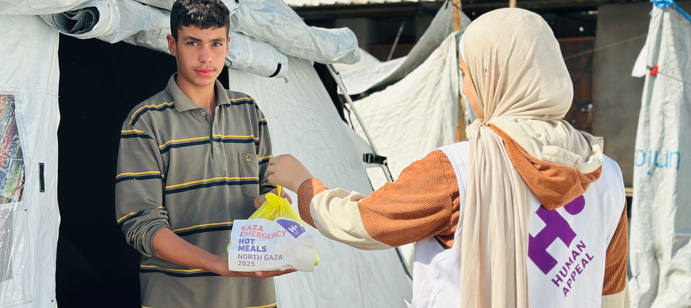 22 novembre 2025 - Nous avons distribué 17 000 repas chauds à Khan Younis, Ramal, dans le Nord de Gaza et Deir al-Balah.