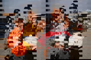 Repas chauds pour une famille