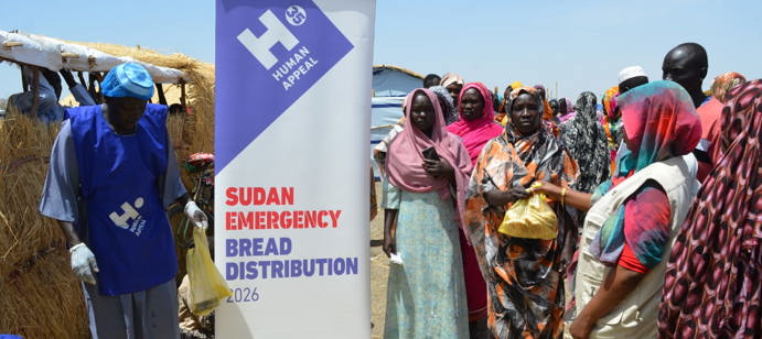 Entre le 1er et le 11 avril 2026, Human Appeal a distribué 66 000 pains à 500 foyers vulnérables dans les camps Al-Karama 8 et 9 à Damazin au Soudan, apportant une aide alimentaire essentielle aux familles déplacées et retournées affectées par le conflit.