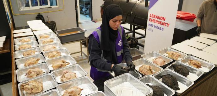 Le 4 avril 2026, 232 repas chauds ont été distribués dans le sud du Liban dans le cadre de l'intervention d'urgence. Ces repas fraîchement préparés ont apporté une aide immédiate aux familles déplacées et vulnérables, leur permettant de subvenir à leurs besoins fondamentaux en cette période difficile.