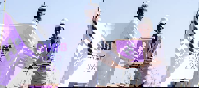 Niger : La crise actuelle au Niger a laissé de nombreuses personnes en proie à une insécurité alimentaire sévère et au déplacement. Grâce à votre générosité, 11 907 personnes ont pu recevoir une alimentation vitale grâce à la distribution de 8,505 kilogrammes de viande aux plus nécessiteux. Votre soutien a joué un rôle crucial dans la fourniture d'une aide alimentaire essentielle aux communautés vulnérables.